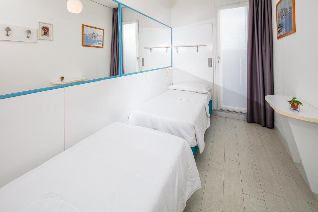 Hotel Alexander Bibione Exterior photo